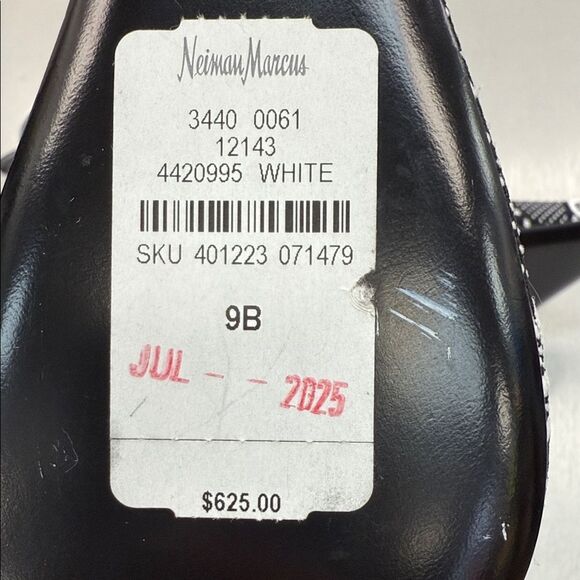 Gucci Black and White Patterned Heeled Boots - Picture 9 of 13